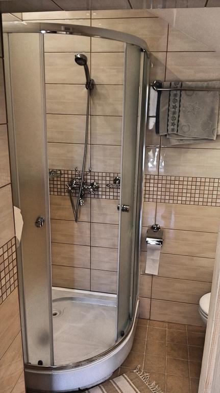Virag Apartmanhaz Sopron Eksteriør billede